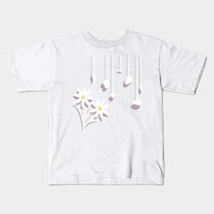 Tender charms and flowers Kids T-Shirt